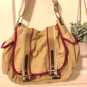 Shoulder bag / Crossbody bag